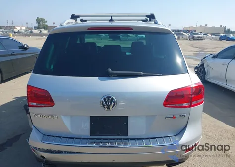 2013 Volkswagen Touareg Vr6 Sport from USA, damaged, VIN WVGEF9BP3DD003679